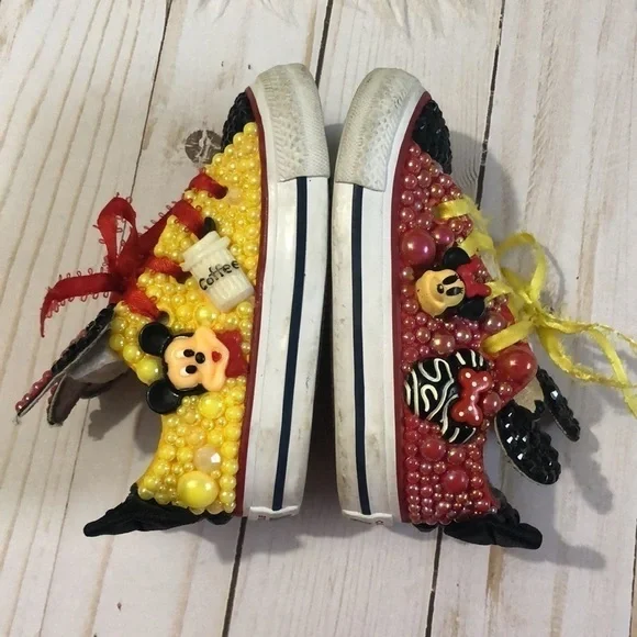 Mickey Mouse customized converse sneakers size 4 - Picture 4 of 10
